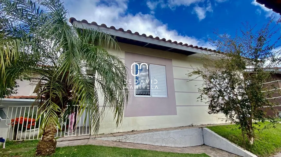 Foto 1 de Casa de Condomínio com 2 quartos à venda, 70m2 em Nossa Senhora de Lourdes, Santa Maria - RS