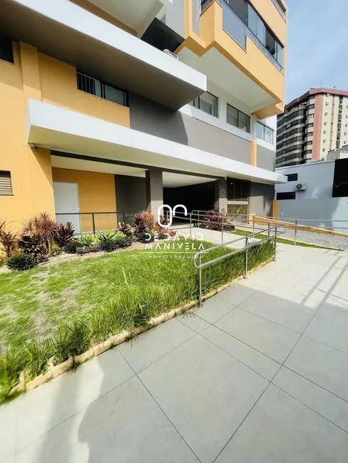 Foto 2 de Apartamento com 2 quartos à venda, 278m2 em Nossa Senhora Medianeira, Santa Maria - RS