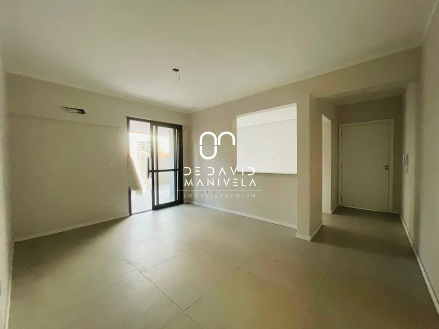 Foto 4 de Apartamento com 2 quartos à venda, 278m2 em Nossa Senhora Medianeira, Santa Maria - RS