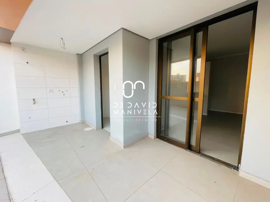 Foto 8 de Apartamento com 2 quartos à venda, 278m2 em Nossa Senhora Medianeira, Santa Maria - RS