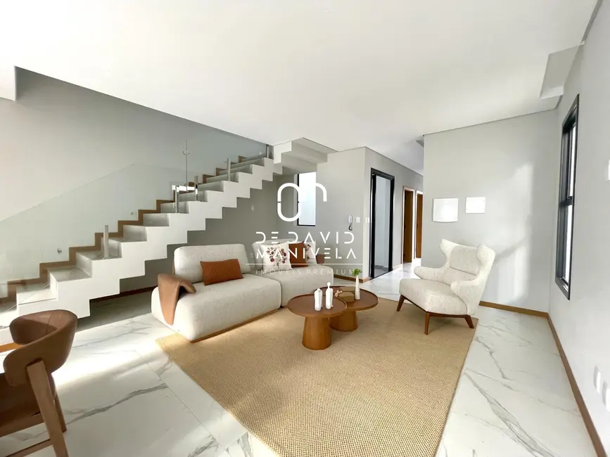 Foto 7 de Casa com 2 quartos à venda, 130m2 em Camobi, Santa Maria - RS