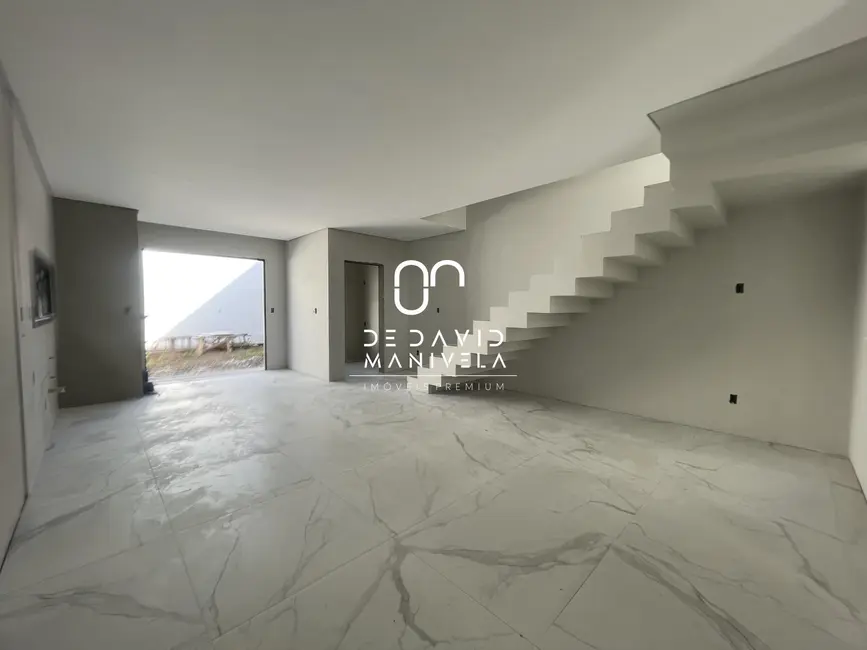 Foto 3 de Casa com 3 quartos à venda, 130m2 em Camobi, Santa Maria - RS