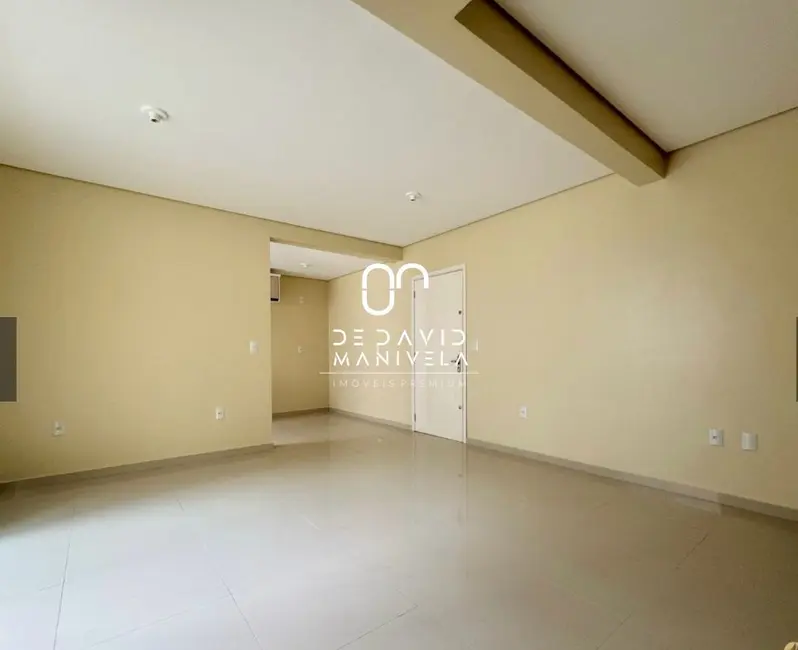 Foto 1 de Apartamento com 2 quartos para alugar, 78m2 em Nossa Senhora de Fátima, Santa Maria - RS