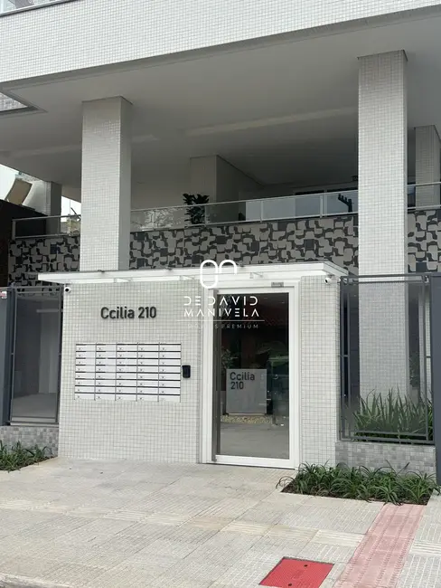 Foto 2 de Apartamento com 3 quartos à venda, 125m2 em Nossa Senhora de Lourdes, Santa Maria - RS