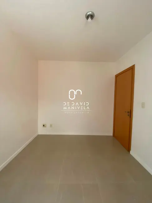Foto 9 de Apartamento com 2 quartos para alugar, 99m2 em Nossa Senhora das Dores, Santa Maria - RS