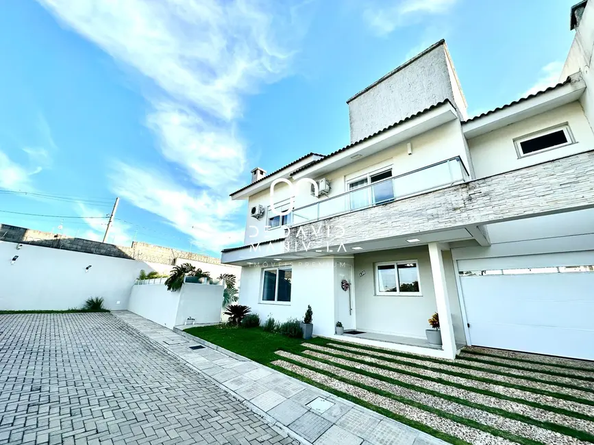 Foto 1 de Casa de Condomínio com 3 quartos à venda, 155m2 em Camobi, Santa Maria - RS