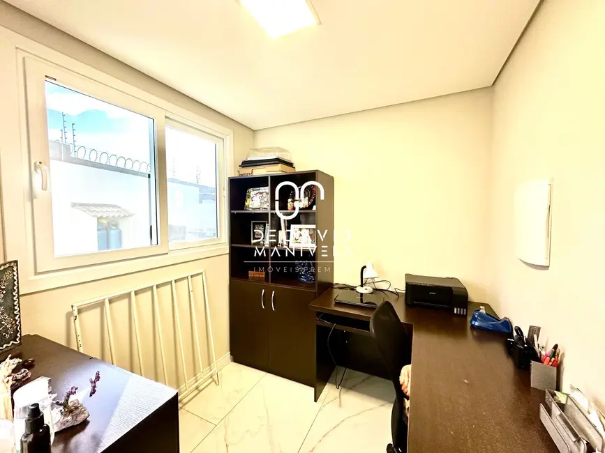 Foto 9 de Casa de Condomínio com 3 quartos à venda, 155m2 em Camobi, Santa Maria - RS