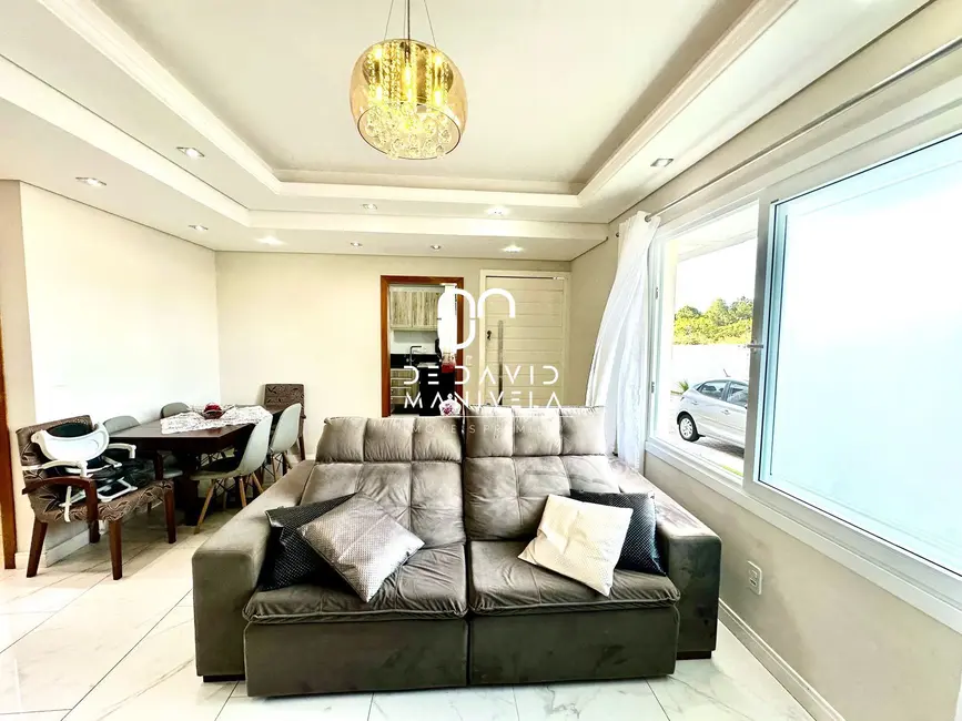 Foto 3 de Casa de Condomínio com 3 quartos à venda, 155m2 em Camobi, Santa Maria - RS