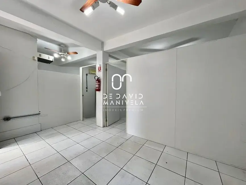 Sala Comercial com 1 quarto para alugar, 35m2 em Duque de Caxias, Santa Maria - RS - imagem 6 Foto 6 de Sala Comercial com 1 quarto para alugar, 35m2 em Duque de Caxias, Santa Maria - RS