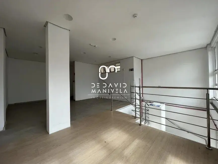 Foto 7 de Loja com 1 quarto à venda, 121m2 em Centro, Santa Maria - RS