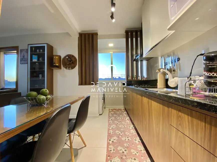 Foto 4 de Apartamento com 2 quartos à venda, 68m2 em Nossa Senhora Medianeira, Santa Maria - RS