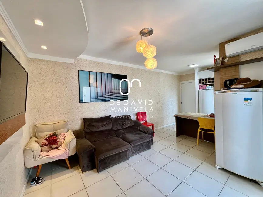 Foto 4 de Apartamento com 2 quartos à venda, 60m2 em Nossa Senhora Medianeira, Santa Maria - RS