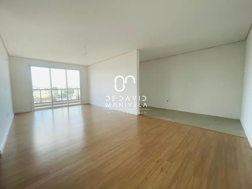 Foto 2 de Apartamento com 3 quartos à venda, 121m2 em Camobi, Santa Maria - RS