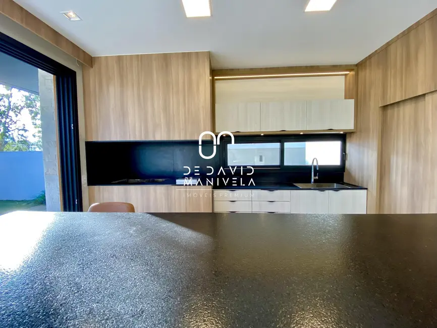 Foto 9 de Casa de Condomínio com 5 quartos à venda, 381m2 em Camobi, Santa Maria - RS