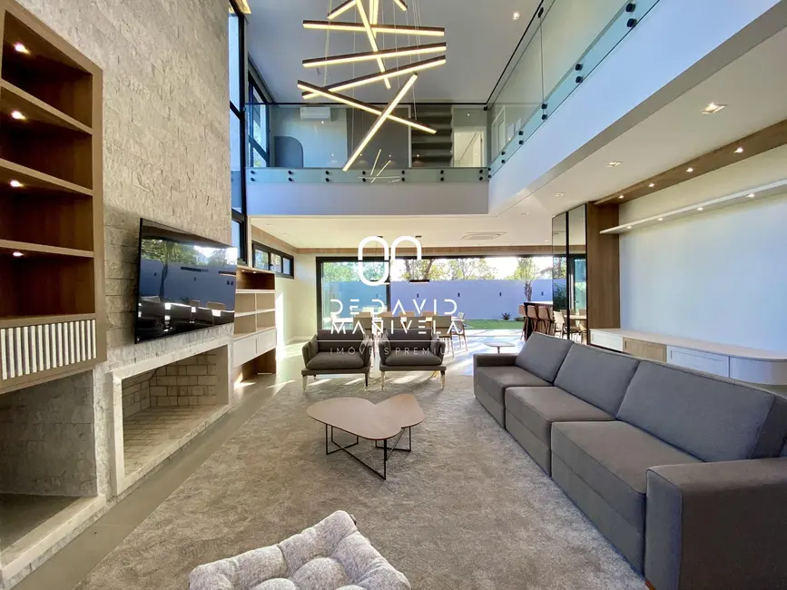 Foto 4 de Casa de Condomínio com 5 quartos à venda, 381m2 em Camobi, Santa Maria - RS