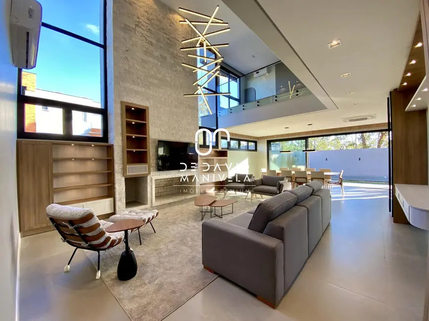 Foto 5 de Casa de Condomínio com 5 quartos à venda, 381m2 em Camobi, Santa Maria - RS