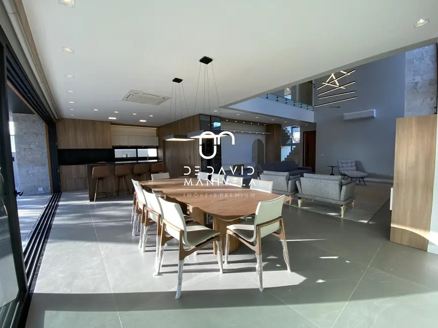 Foto 8 de Casa de Condomínio com 5 quartos à venda, 381m2 em Camobi, Santa Maria - RS