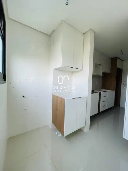 Apartamento com 2 quartos para alugar, 68m2 em Uglione, Santa Maria - RS - imagem 8 Foto 8 de Apartamento com 2 quartos para alugar, 68m2 em Uglione, Santa Maria - RS