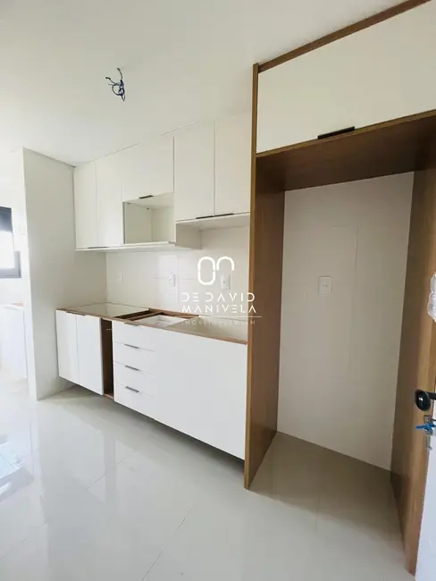 Apartamento com 2 quartos para alugar, 68m2 em Uglione, Santa Maria - RS - imagem 6 Foto 6 de Apartamento com 2 quartos para alugar, 68m2 em Uglione, Santa Maria - RS