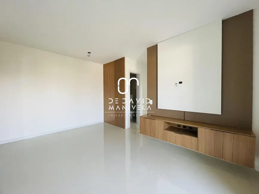 Apartamento com 2 quartos para alugar, 68m2 em Uglione, Santa Maria - RS - imagem 4 Foto 4 de Apartamento com 2 quartos para alugar, 68m2 em Uglione, Santa Maria - RS