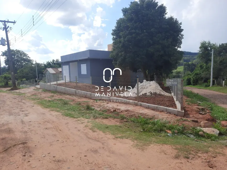 Casa com 2 quartos à venda, 80m2 em Santa Maria - RS - imagem 3 Foto 3 de Casa com 2 quartos à venda, 80m2 em Santa Maria - RS