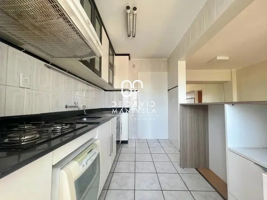 Apartamento com 3 quartos à venda, 82m2 em Nossa Senhora de Fátima, Santa Maria - RS - imagem 7 Foto 7 de Apartamento com 3 quartos à venda, 82m2 em Nossa Senhora de Fátima, Santa Maria - RS