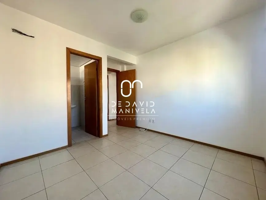 Foto 3 de Apartamento com 3 quartos à venda, 87m2 em Centro, Santa Maria - RS