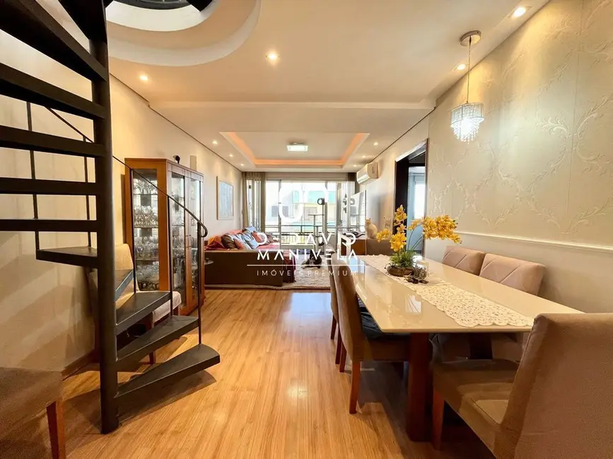 Foto 2 de Apartamento com 3 quartos à venda, 197m2 em Centro, Santa Maria - RS