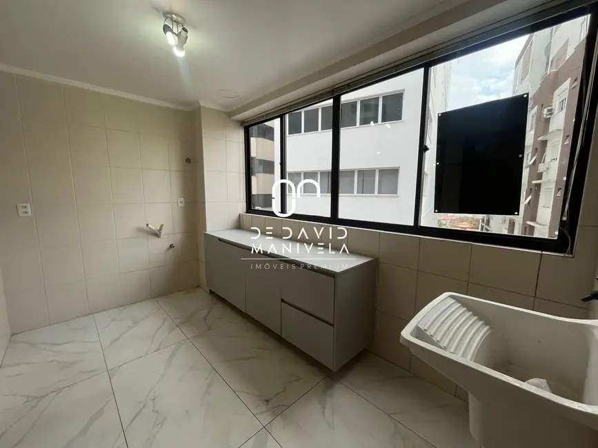 Foto 8 de Apartamento com 3 quartos à venda, 179m2 em Centro, Santa Maria - RS