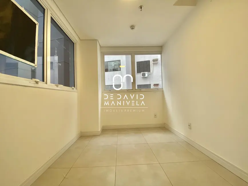 Sala Comercial com 1 quarto à venda, 44m2 em Nossa Senhora de Fátima, Santa Maria - RS - imagem 4 Foto 4 de Sala Comercial com 1 quarto à venda, 44m2 em Nossa Senhora de Fátima, Santa Maria - RS