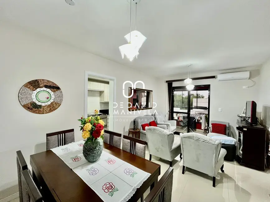 Foto 2 de Apartamento com 3 quartos à venda, 95m2 em Uglione, Santa Maria - RS
