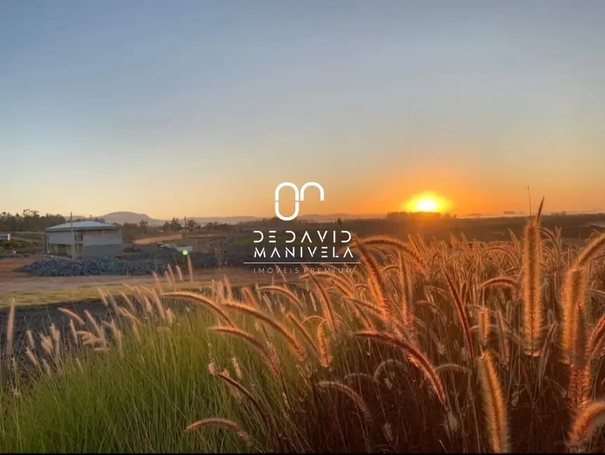 Foto 9 de Terreno / Lote à venda, 362m2 em Tomazetti, Santa Maria - RS