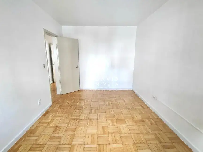 Foto 8 de Apartamento com 2 quartos à venda, 82m2 em Nossa Senhora de Fátima, Santa Maria - RS