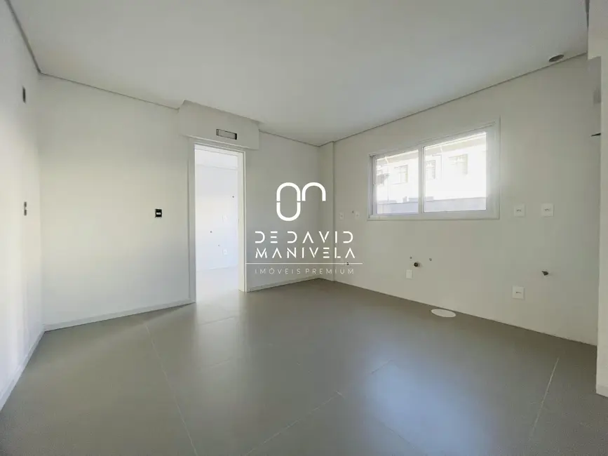 Foto 7 de Apartamento com 3 quartos à venda, 190m2 em Nossa Senhora das Dores, Santa Maria - RS