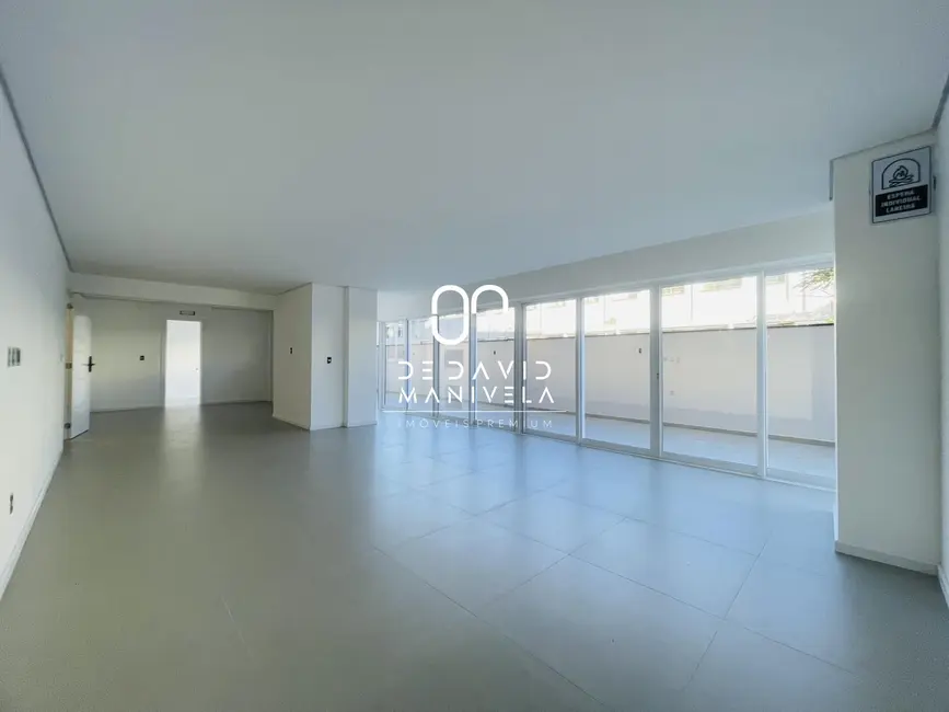 Foto 3 de Apartamento com 3 quartos à venda, 190m2 em Nossa Senhora das Dores, Santa Maria - RS