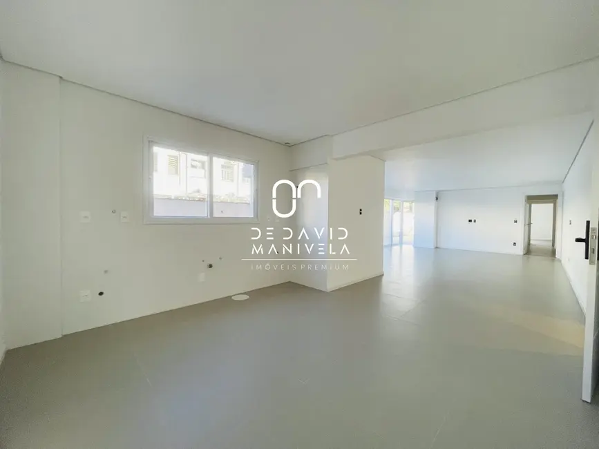 Foto 6 de Apartamento com 3 quartos à venda, 190m2 em Nossa Senhora das Dores, Santa Maria - RS