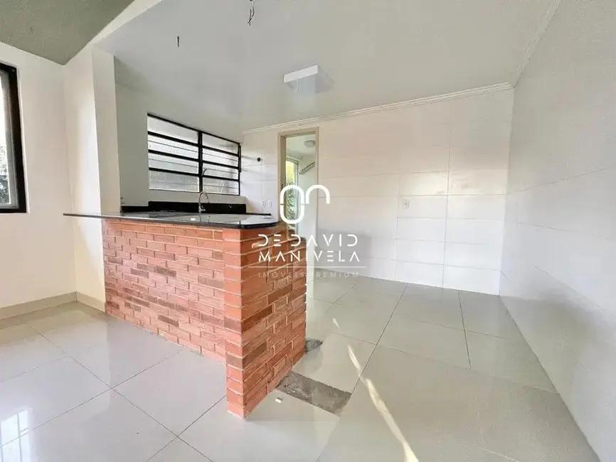 Casa com 4 quartos para alugar, 240m2 em Noal, Santa Maria - RS - imagem 7 Foto 7 de Casa com 4 quartos para alugar, 240m2 em Noal, Santa Maria - RS