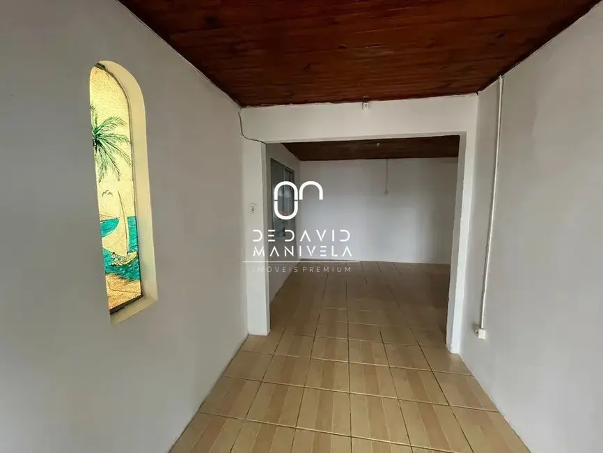 Casa com 2 quartos para alugar, 100m2 em Camobi, Santa Maria - RS - imagem 2 Foto 2 de Casa com 2 quartos para alugar, 100m2 em Camobi, Santa Maria - RS