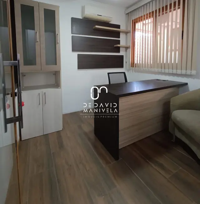 Sala Comercial com 1 quarto para alugar, 12m2 em Nossa Senhora de Fátima, Santa Maria - RS - imagem 1 Foto 1 de Sala Comercial com 1 quarto para alugar, 12m2 em Nossa Senhora de Fátima, Santa Maria - RS