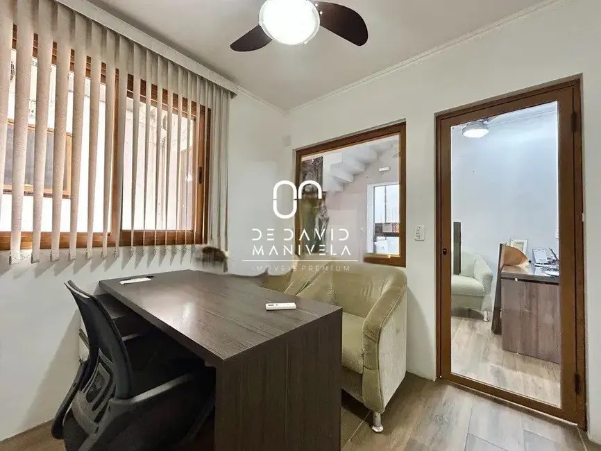 Sala Comercial com 1 quarto para alugar, 12m2 em Nossa Senhora de Fátima, Santa Maria - RS - imagem 2 Foto 2 de Sala Comercial com 1 quarto para alugar, 12m2 em Nossa Senhora de Fátima, Santa Maria - RS