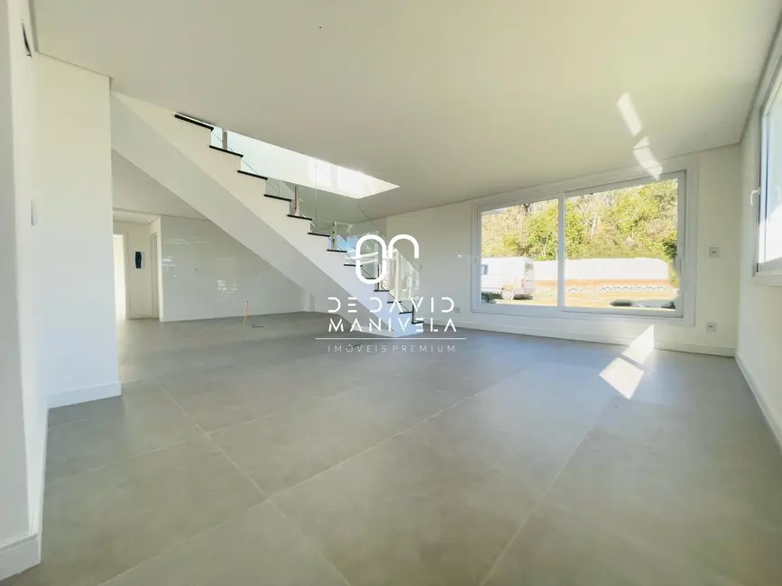 Foto 3 de Casa de Condomínio com 4 quartos à venda, 227m2 em Camobi, Santa Maria - RS