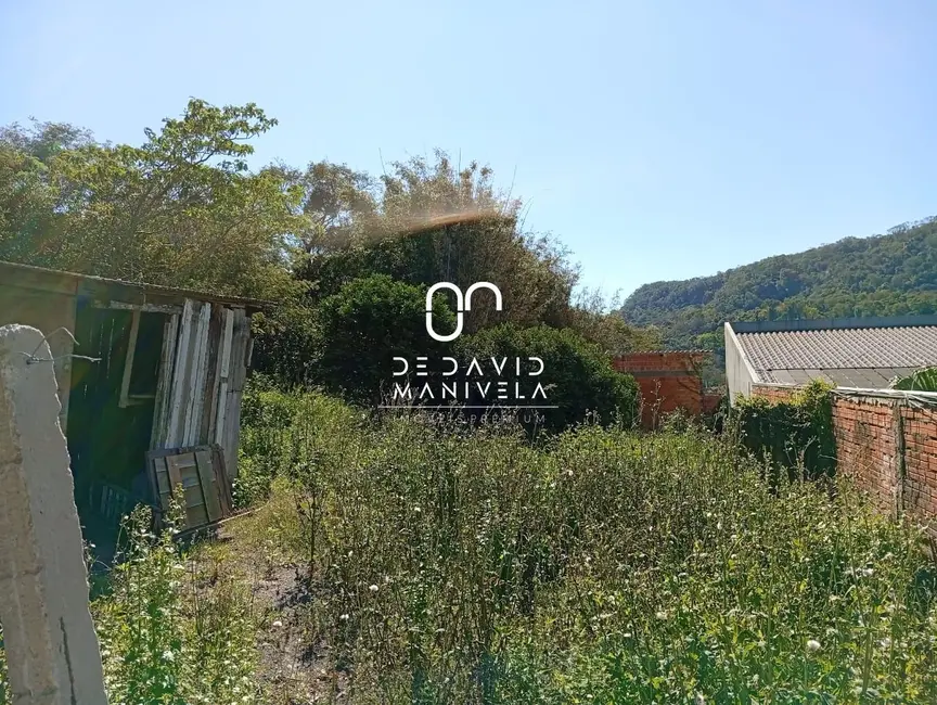 Foto 2 de Terreno / Lote à venda, 1080m2 em Presidente João Goulart, Santa Maria - RS