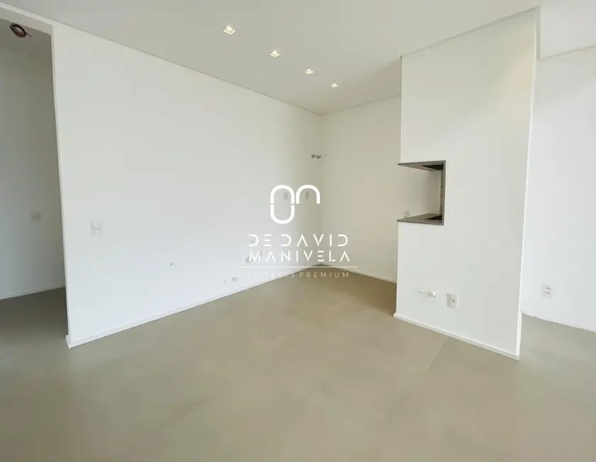 Casa com 3 quartos à venda, 200m2 em São José, Santa Maria - RS - imagem 9 Foto 9 de Casa com 3 quartos à venda, 200m2 em São José, Santa Maria - RS