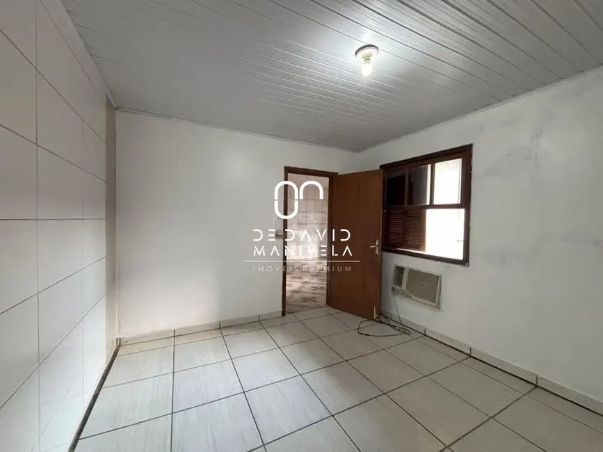 Casa com 3 quartos para alugar, 110m2 em Diácono João Luiz Pozzobon, Santa Maria - RS - imagem 6 Foto 6 de Casa com 3 quartos para alugar, 110m2 em Diácono João Luiz Pozzobon, Santa Maria - RS