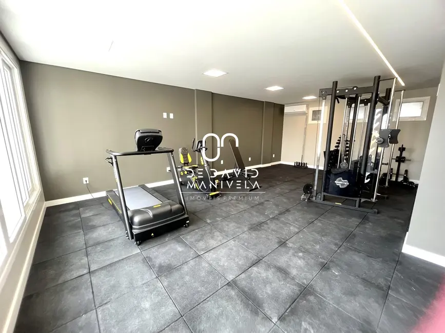 Foto 8 de Apartamento com 3 quartos à venda, 121m2 em Nossa Senhora de Lourdes, Santa Maria - RS