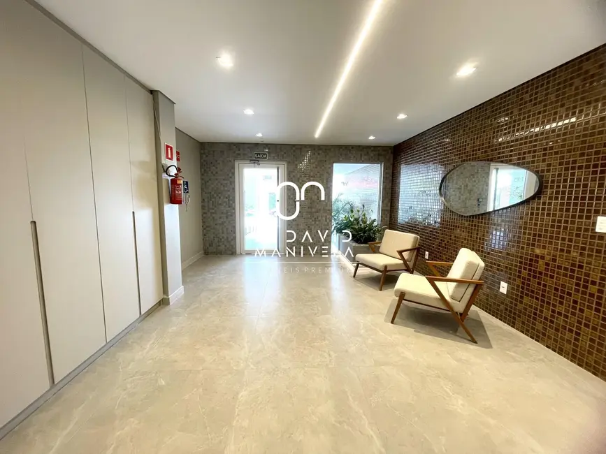 Foto 2 de Apartamento com 3 quartos à venda, 121m2 em Nossa Senhora de Lourdes, Santa Maria - RS