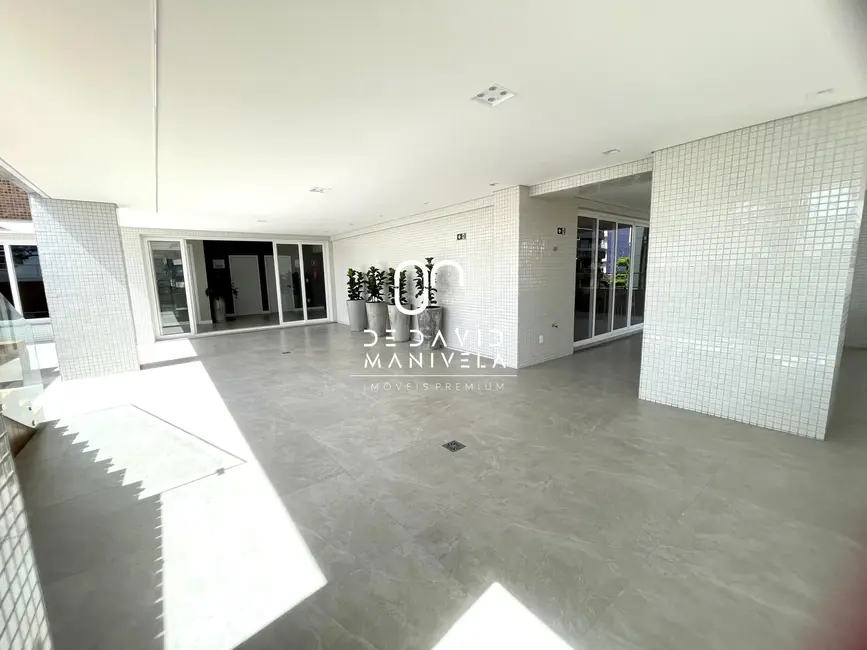 Foto 6 de Apartamento com 3 quartos à venda, 121m2 em Nossa Senhora de Lourdes, Santa Maria - RS