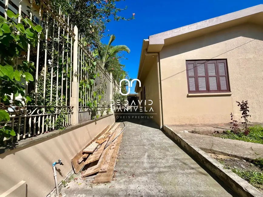 Casa com 3 quartos para alugar, 80m2 em Km 3, Santa Maria - RS - imagem 2 Foto 2 de Casa com 3 quartos para alugar, 80m2 em Km 3, Santa Maria - RS