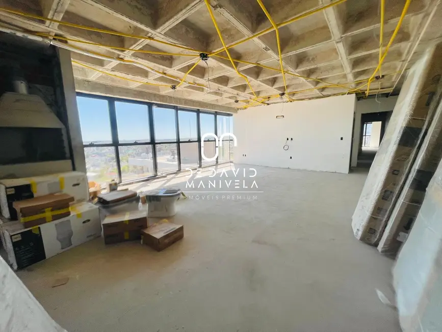 Foto 6 de Apartamento com 3 quartos à venda, 193m2 em Nossa Senhora Medianeira, Santa Maria - RS