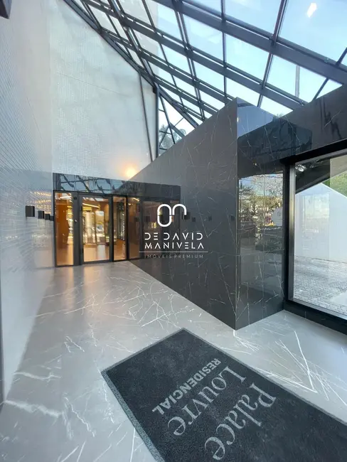 Foto 2 de Apartamento com 3 quartos à venda, 193m2 em Nossa Senhora Medianeira, Santa Maria - RS